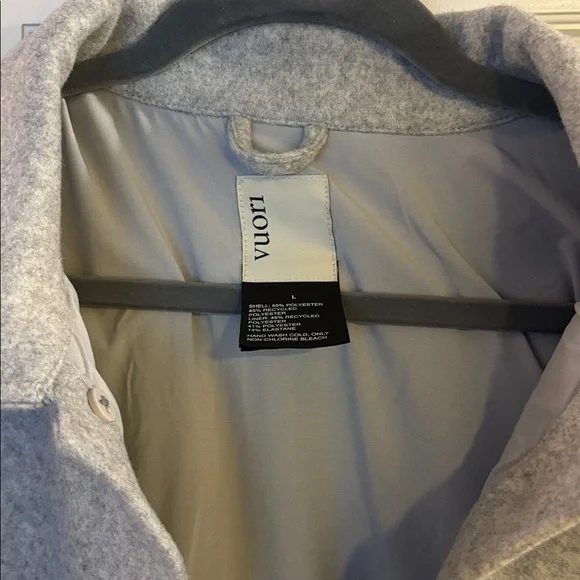 Vuori Brecken Shirt Jacket, new with tags - Picture 2 of 4